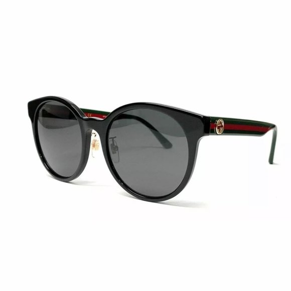 Gucci Women's Black and Red Sunglasses!
